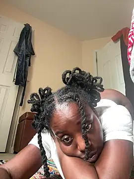 Snapshot of choclatepeaach chatting on July 12, 8:22 pm choclatepeaach online show from July 12, 8:22 pm
