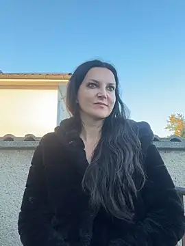 -OLYA- online show from March 4, 4:13 pm