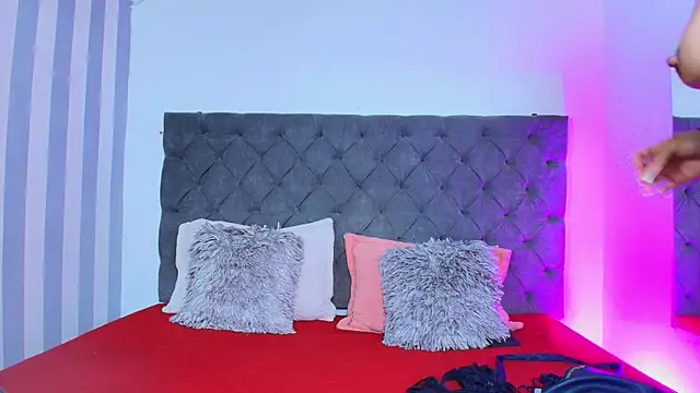 jenny am online show from December 8, 12:19 pm