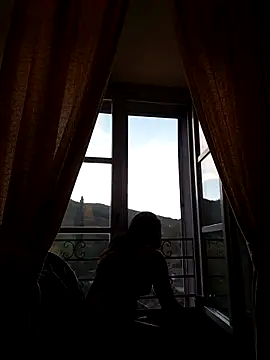 feetqueen96 online show from October 12, 4:06 pm