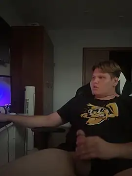 Snapshot of big_boy163 chatting on September 26, 11:14 am big boy163 online show from September 26, 11:14 am