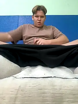 Snapshot of big_boy163 chatting on October 14, 7:09 am big boy163 online show from October 14, 7:09 am