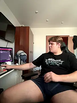 Snapshot of big_boy163 chatting on October 20, 4:02 am big boy163 online show from October 20, 4:02 am