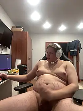 Snapshot of big_boy163 chatting on December 14, 4:56 pm big boy163 online show from December 14, 4:56 pm