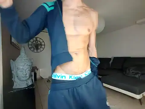 Snapshot of ApollonFit_x69 chatting on January 22, 12:59 am ApollonFit x69 online show from January 22, 12:59 am