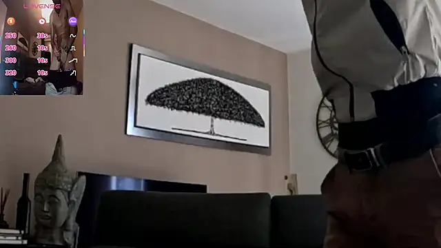 Snapshot of ApollonFit_x69 chatting on October 16, 9:10 am ApollonFit x69 online show from October 16, 9:10 am