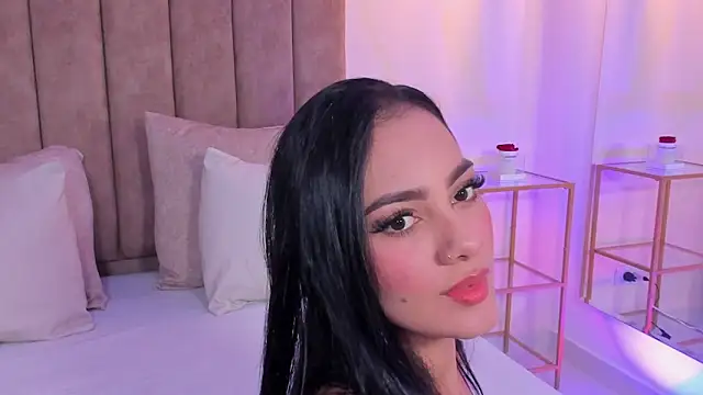 mallie quinn online show from April 30, 1:39 pm