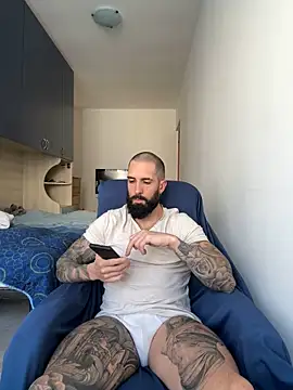 Gioeltoro89 online show from April 27, 3:10 pm