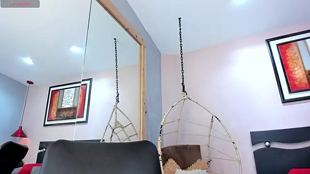 Snapshot of ebbafernandez_ chatting on July 5, 12:23 pm ebbafernandez online show from July 5, 12:23 pm