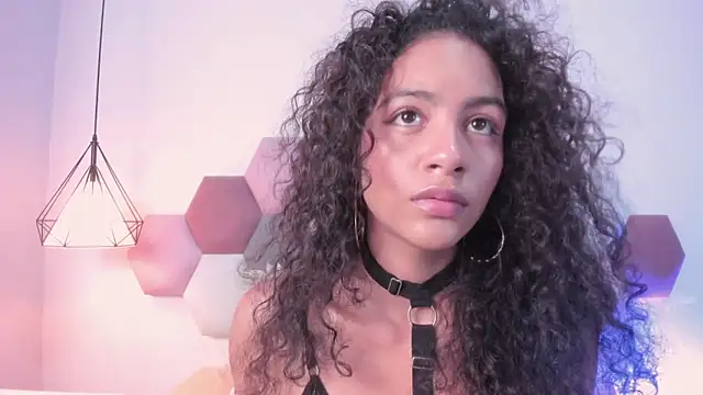 AntonellaHall  online show from March 11, 6:58 pm