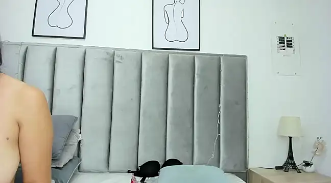 Laiia Page online show from January 10, 8:15 pm