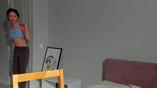 EllaSky xoxo online show from January 9, 7:31 am