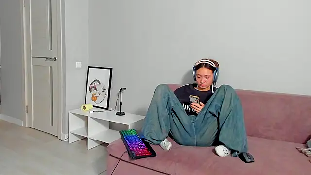 EllaSky xoxo online show from January 25, 4:13 am