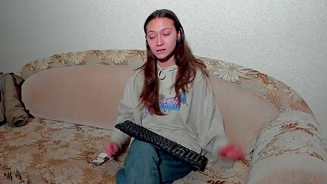 EllaSky xoxo online show from March 4, 10:16 pm