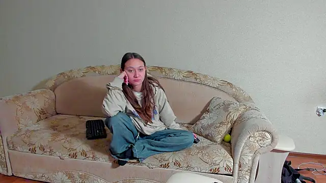 EllaSky xoxo online show from March 21, 4:17 am