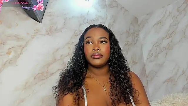 Kaseydelvey online show from December 4, 9:57 pm