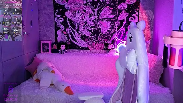 Snapshot of ClaireFaers_ chatting on November 16, 6:13 pm ClaireFaers online show from November 16, 6:13 pm