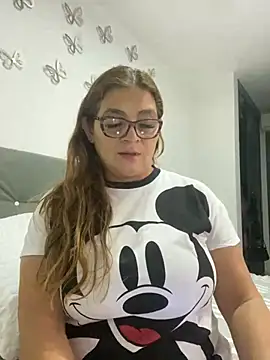 AntonellaAlondra4 online show from January 27, 4:09 am