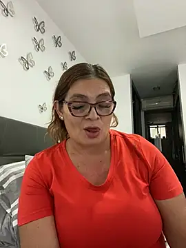 AntonellaAlondra4 online show from February 1, 6:19 pm
