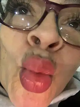 AntonellaAlondra4 online show from February 5, 12:17 pm