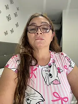 AntonellaAlondra4 online show from March 28, 3:28 am