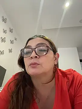 Snapshot of AntonellaAlondra4 chatting on May 3, 9:21 pm AntonellaAlondra4 online show from May 3, 9:21 pm