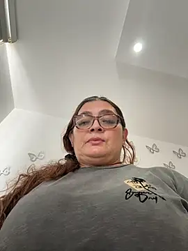 Snapshot of AntonellaAlondra4 chatting on May 4, 3:52 pm AntonellaAlondra4 online show from May 4, 3:52 pm