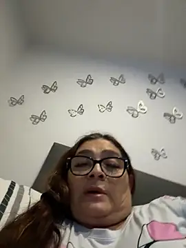 Snapshot of AntonellaAlondra4 chatting on May 7, 3:12 am AntonellaAlondra4 online show from May 7, 3:12 am