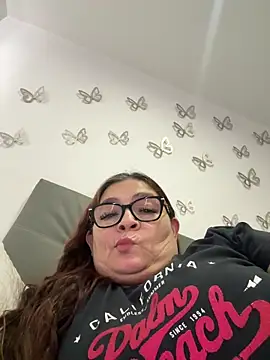 Snapshot of AntonellaAlondra4 chatting on May 27, 9:23 pm AntonellaAlondra4 online show from May 27, 9:23 pm