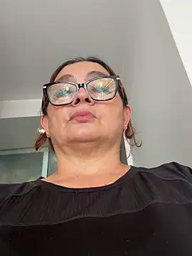 Snapshot of AntonellaAlondra4 chatting on June 12, 3:44 pm AntonellaAlondra4 online show from June 12, 3:44 pm