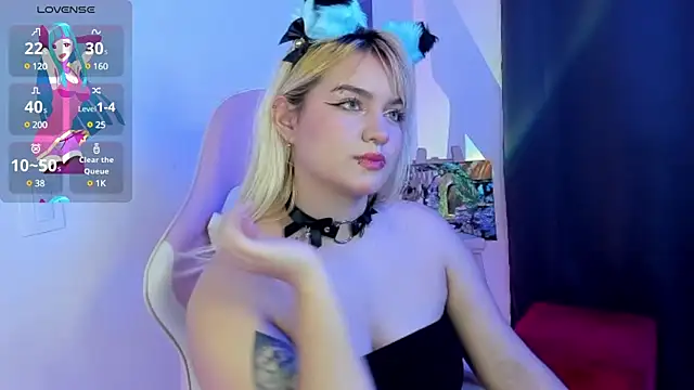 Snapshot of Pretty__zoe chatting on February 7, 5:41 am Pretty zoe online show from February 7, 5:41 am