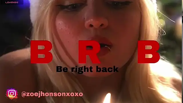 Snapshot of Pretty__zoe chatting on February 25, 11:55 pm Pretty zoe online show from February 25, 11:55 pm