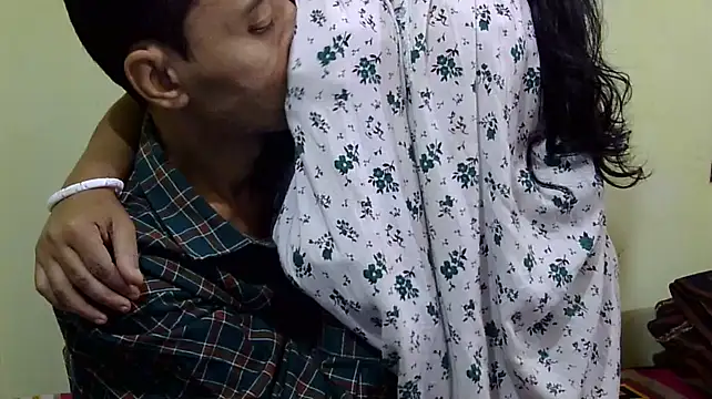 Pramila Manish online show from November 18, 2:43 pm