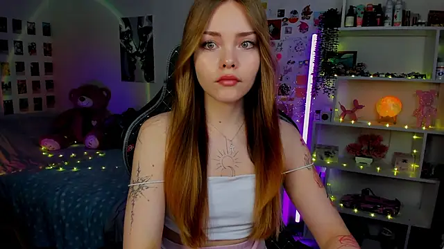 AkiraKatsu online show from November 8, 11:32 am