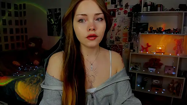 Snapshot of AkiraKatsu chatting on March 8, 12:42 pm AkiraKatsu online show from March 8, 12:42 pm