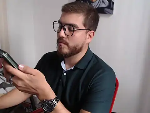 Dylanwish online show from December 15, 7:40 pm