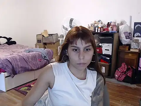 bunnylolaa4 online show from February 11, 6:44 pm