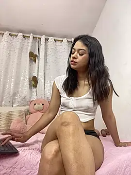 Lori Evanss online show from May 3, 3:23 am