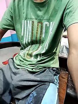 Snapshot of Afgref5335 chatting on September 21, 5:25 pm Afgref5335 online show from September 21, 5:25 pm