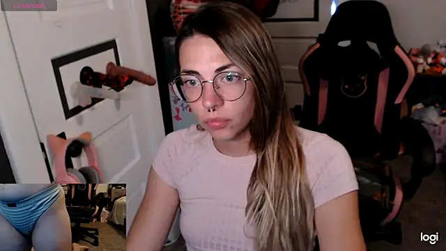 KSwonderland6 online show from November 5, 5:46 pm