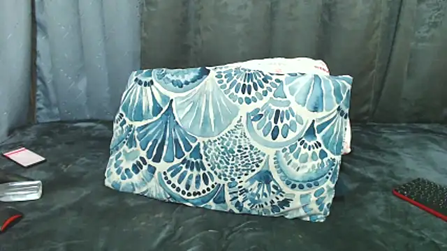 kittykhloe22 online show from June 10, 10:08 pm