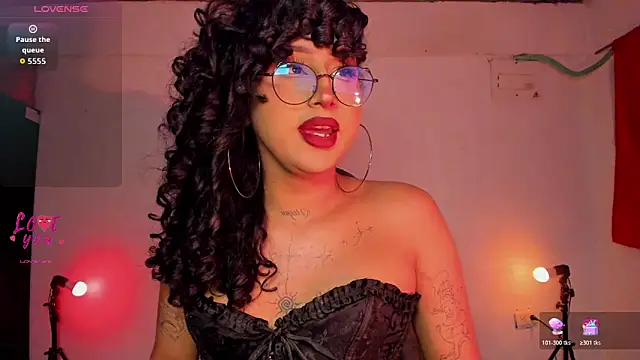 Snapshot of Heka_Prudence chatting on June 19, 3:11 am Heka Prudence online show from June 19, 3:11 am