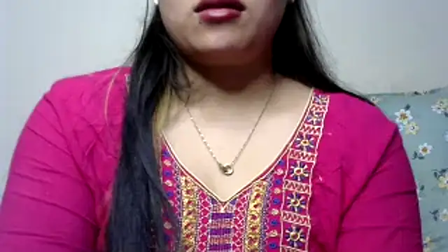 Snapshot of Come-on-over chatting on January 25, 6:02 pm Come-on-over online show from January 25, 6:02 pm