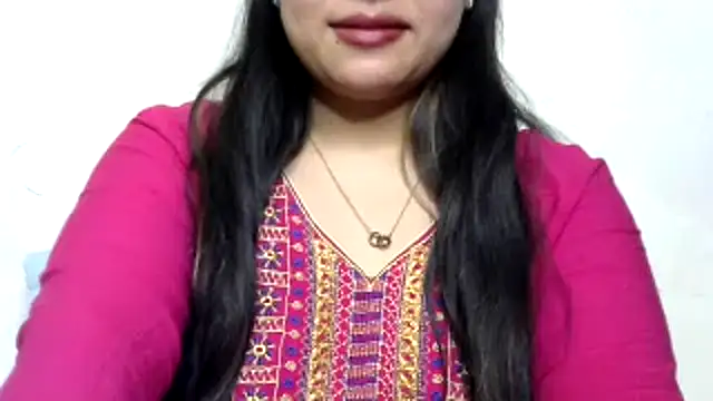 Snapshot of Come-on-over chatting on January 25, 9:04 pm Come-on-over online show from January 25, 9:04 pm