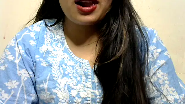 Snapshot of Come-on-over chatting on February 2, 5:26 pm Come-on-over online show from February 2, 5:26 pm