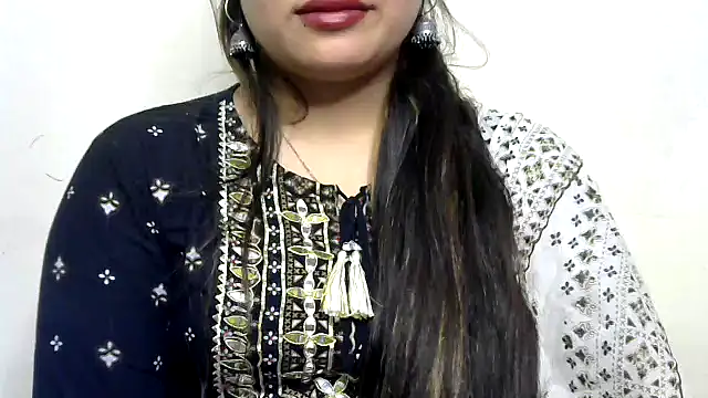 Snapshot of Come-on-over chatting on February 3, 6:07 pm Come-on-over online show from February 3, 6:07 pm