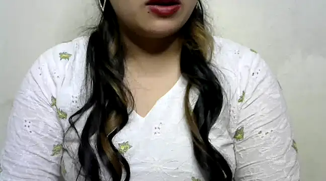 Snapshot of Come-on-over chatting on February 7, 6:13 pm Come-on-over online show from February 7, 6:13 pm