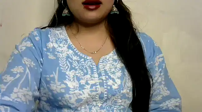 Snapshot of Come-on-over chatting on February 11, 5:50 pm Come-on-over online show from February 11, 5:50 pm