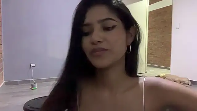 Snapshot of chiarabrielle00 chatting on July 10, 1:32 am chiarabrielle00 online show from July 10, 1:32 am