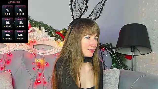 Snapshot of MillicentFarrell chatting on January 7, 1:46 pm MillicentFarrell online show from January 7, 1:46 pm